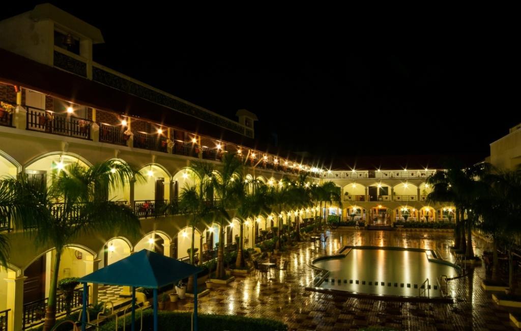 Kumararraja Palace Yelagiri Exterior foto