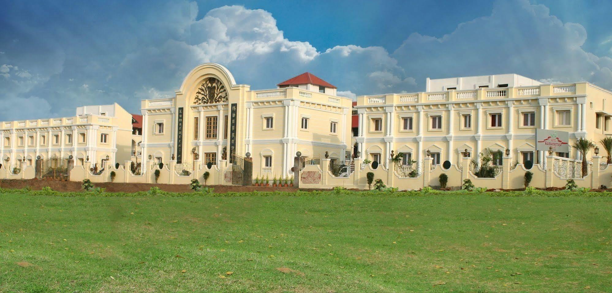 Kumararraja Palace Yelagiri Exterior foto